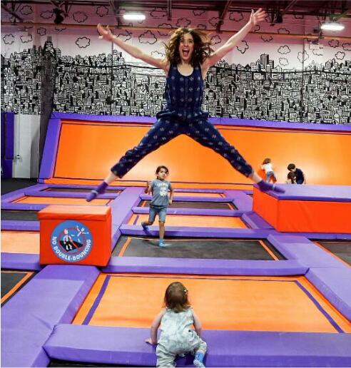 Why choose indoor playground and trampoline park for your amusement park