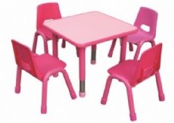 kids squre table for sale