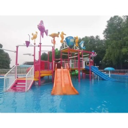 OUTDOOR KIDS PLAYGROUND WATER