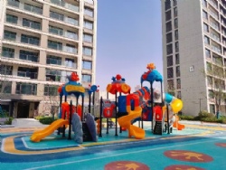 TODDLER OUTDOOR PLAYGROUND