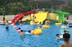 water park slide for family entertainment